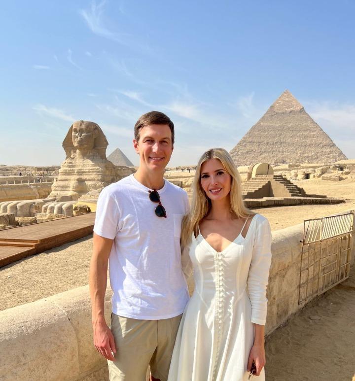 ET et